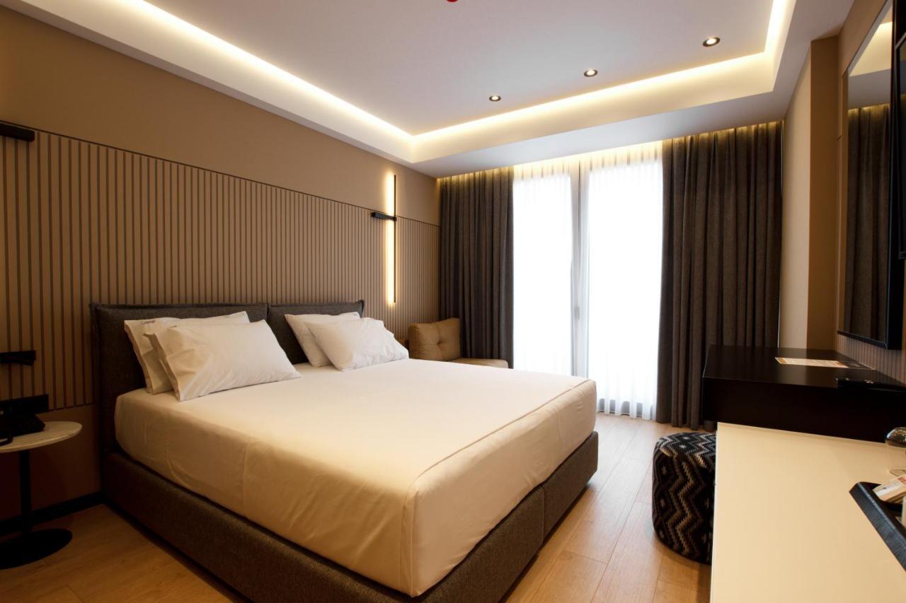 Caramel Boutique Hotel Gjirokastër Exteriör bild